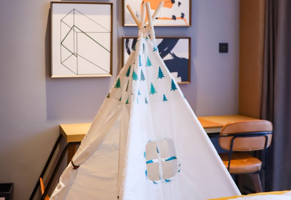 Four Points By Sheraton Qiandao LakeYoyo Ocean Theme Family Room