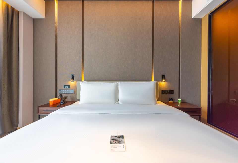 Atour Hotel (Lanzhou Xiguan Zhangye Road Pedestrian Street)Superior Queen Room