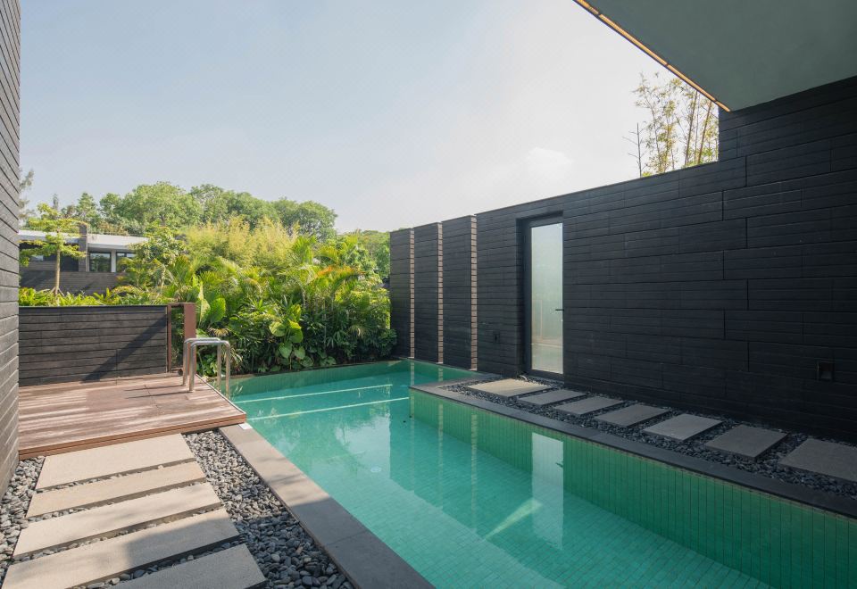 尊享恒温泳池别墅套房