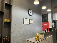 Hongxiang Business Hotel