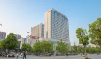 Crowne Plaza XIANGYANG by IHG Hotel a 