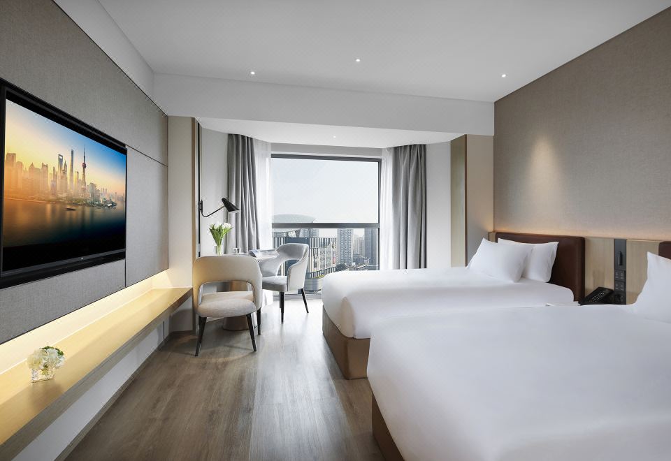 Holiday Inn Shanghai HuaxiaGrand Superior Twin Room
