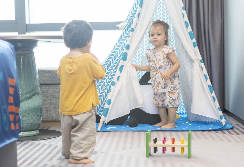 Crowne Plaza Foshan Nanhai1 King Standard Kid-friendly Room