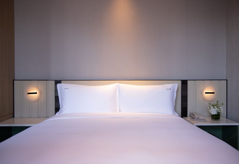 Holiday Inn & Suites Qingdao Jinshui1 King Standard Accessible