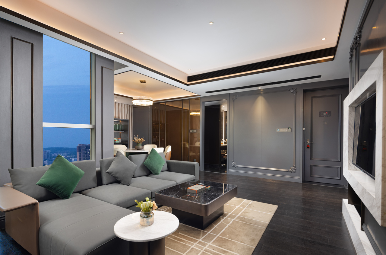 颐华套房（浴缸+大客厅+戴森吹风机）