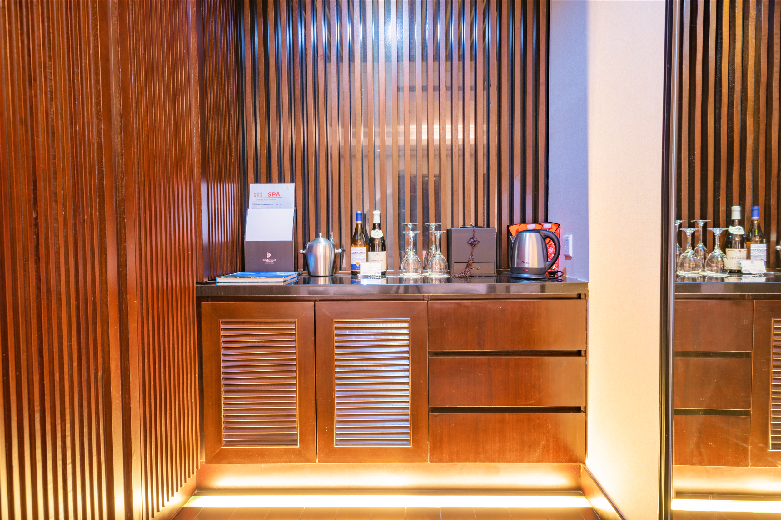 别墅露台泡池大床房