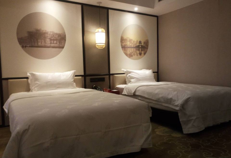 Donghuang Kaili Hotel BeijingChinese-Style Superior Family Room