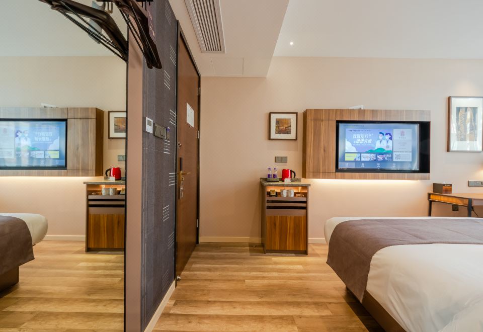 Selected Deluxe Business Room