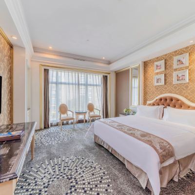 高級單人房 銀色假日飯店（東莞常平火車站店）優惠