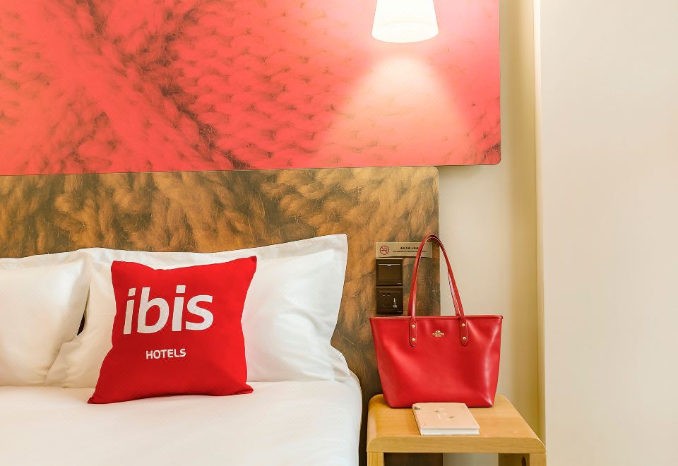 Ibis Hotel (Zhengzhou Tanshili Longhai Road Kaixuanmen) Superior Queen Room