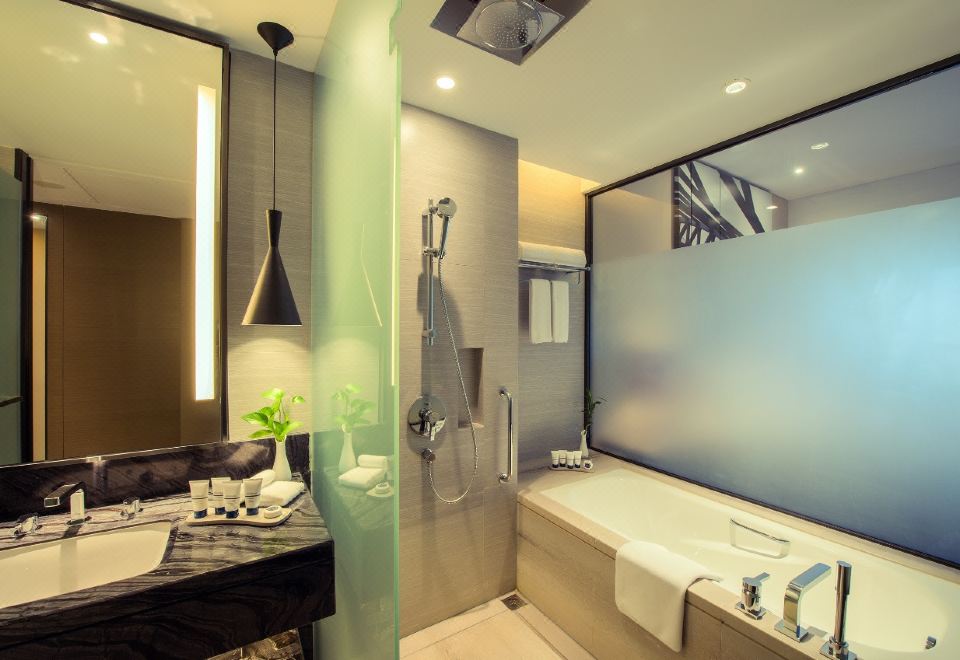 Pan Pacific TianjinPremier King River View Room