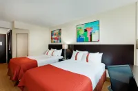 Holiday Inn Toronto Downtown Centre by IHG