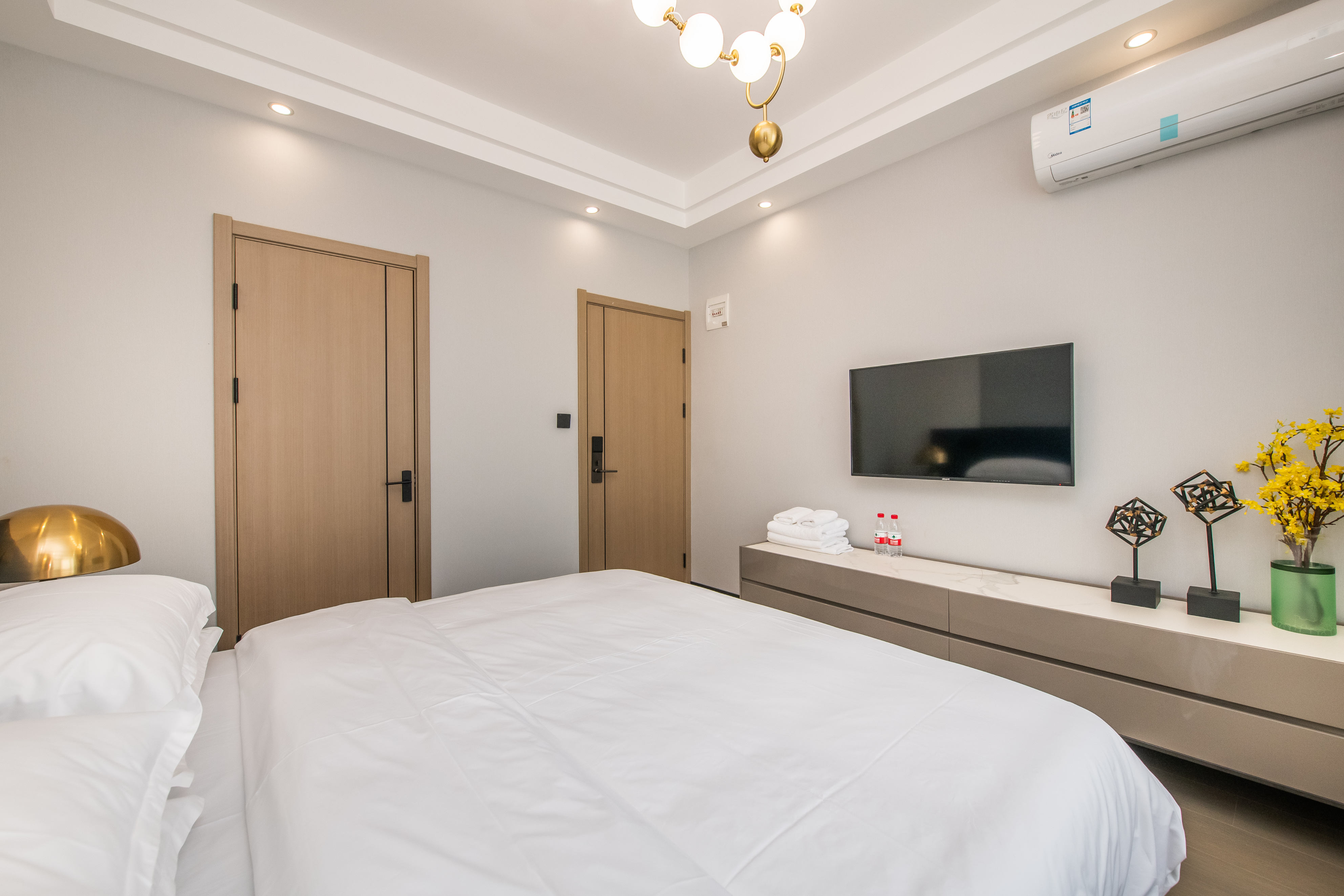 蜗牛谷8房湖景独栋度假别墅