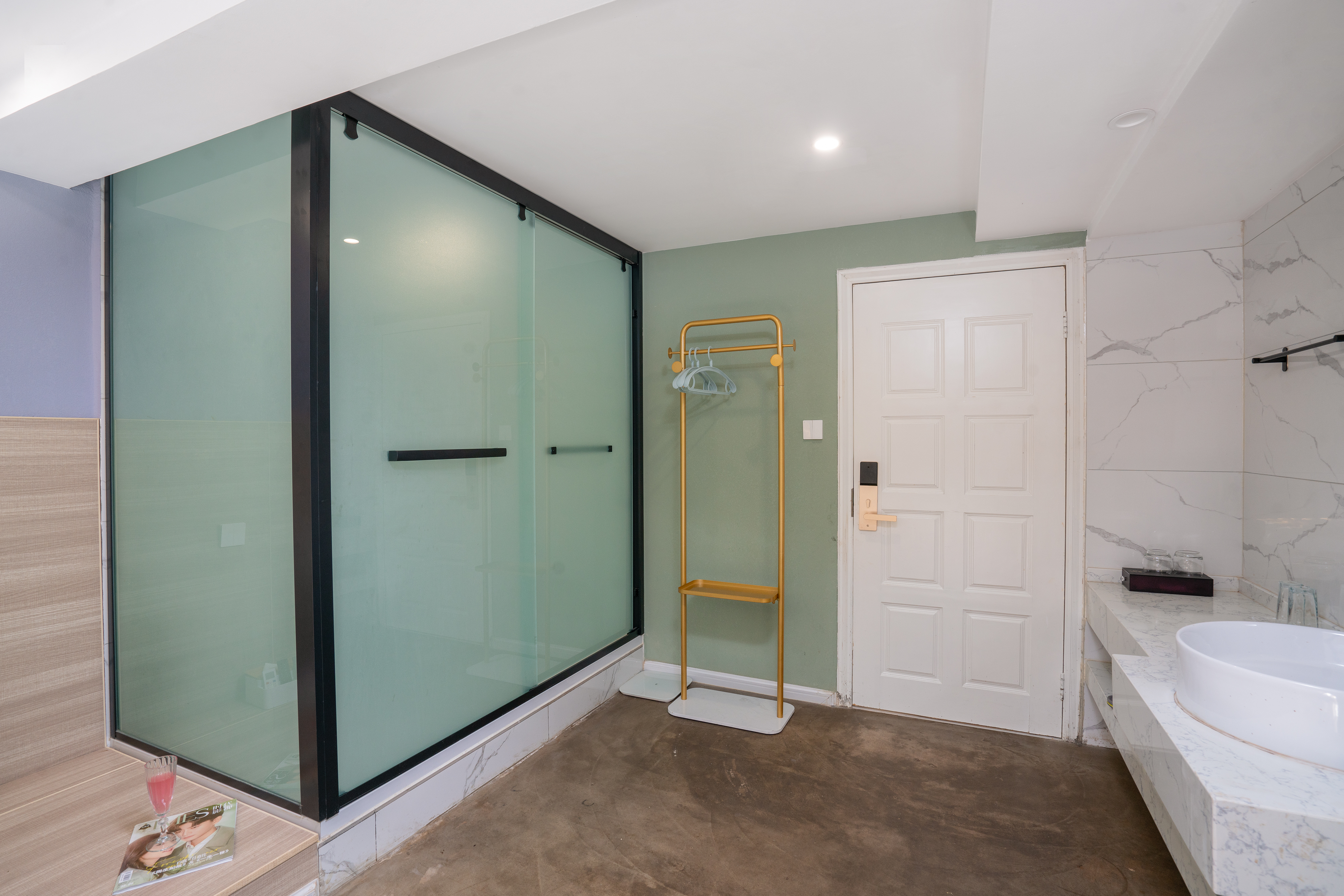 尘境·花园大床房（休闲露台丨小花园丨榻榻米）