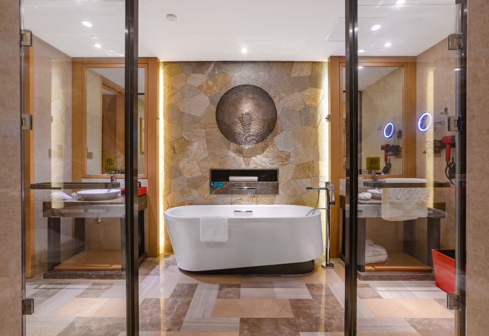 Suzhou Tonino Lamborghini Rosso HotelSmart Deluxe Suite