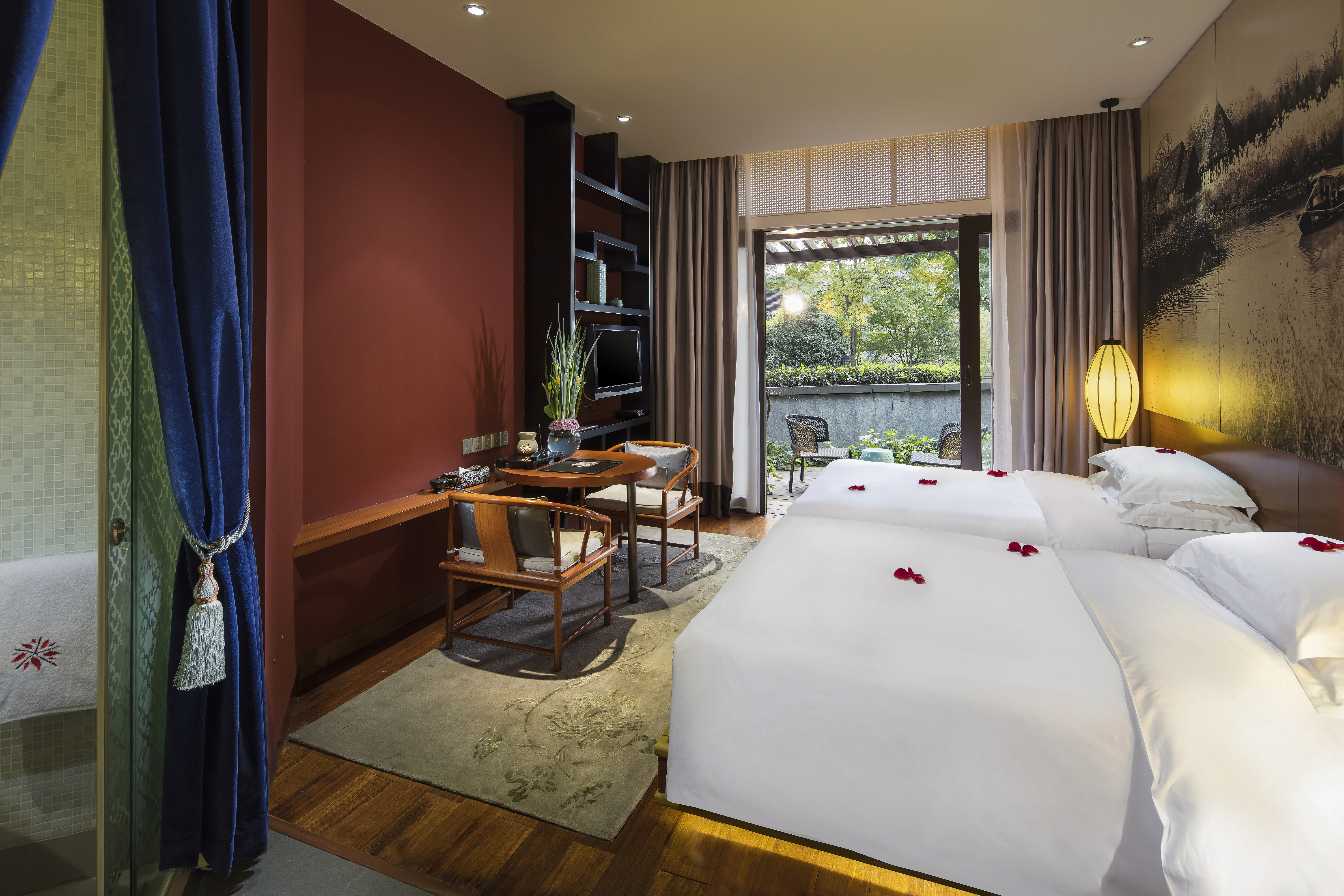 豪华园景双床房