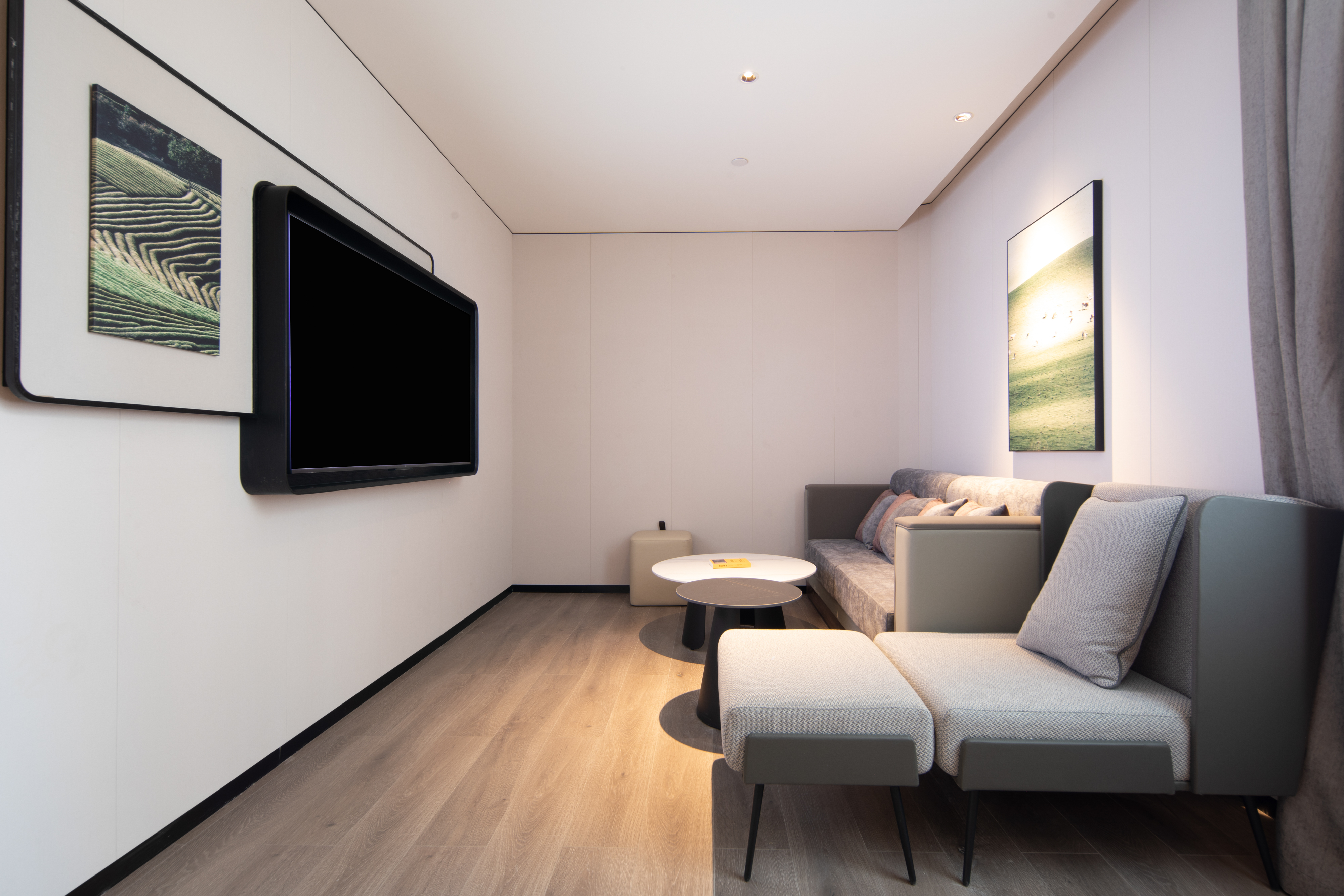 几木套房（深睡枕+mini吧+55寸投屏电视+浴缸+客厅）