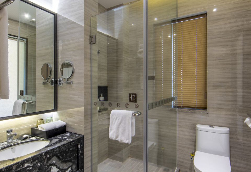 Yuetianxia Hot Spring HotelHot Spring Villa Big Bed Room