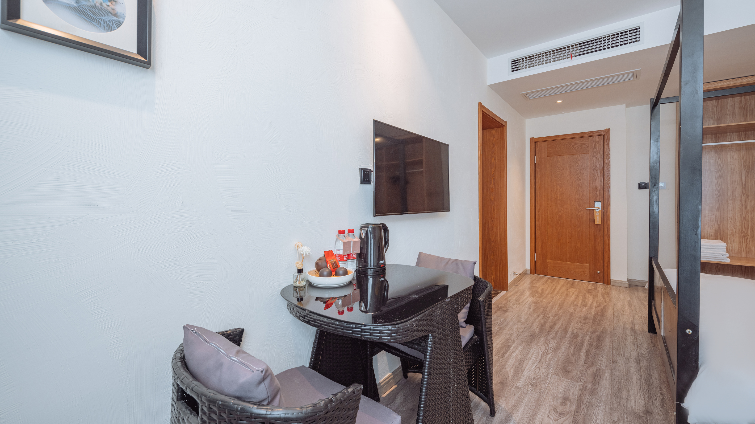 纱幔-浴缸家庭房