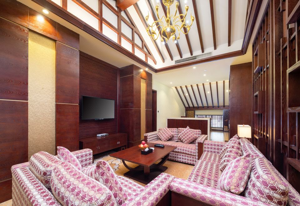 Snow Mountain Premier Suite