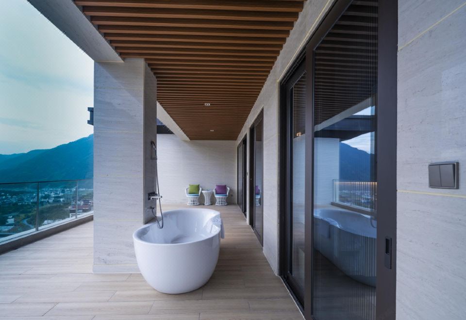 Xingyang Pavilion Presidential Suite