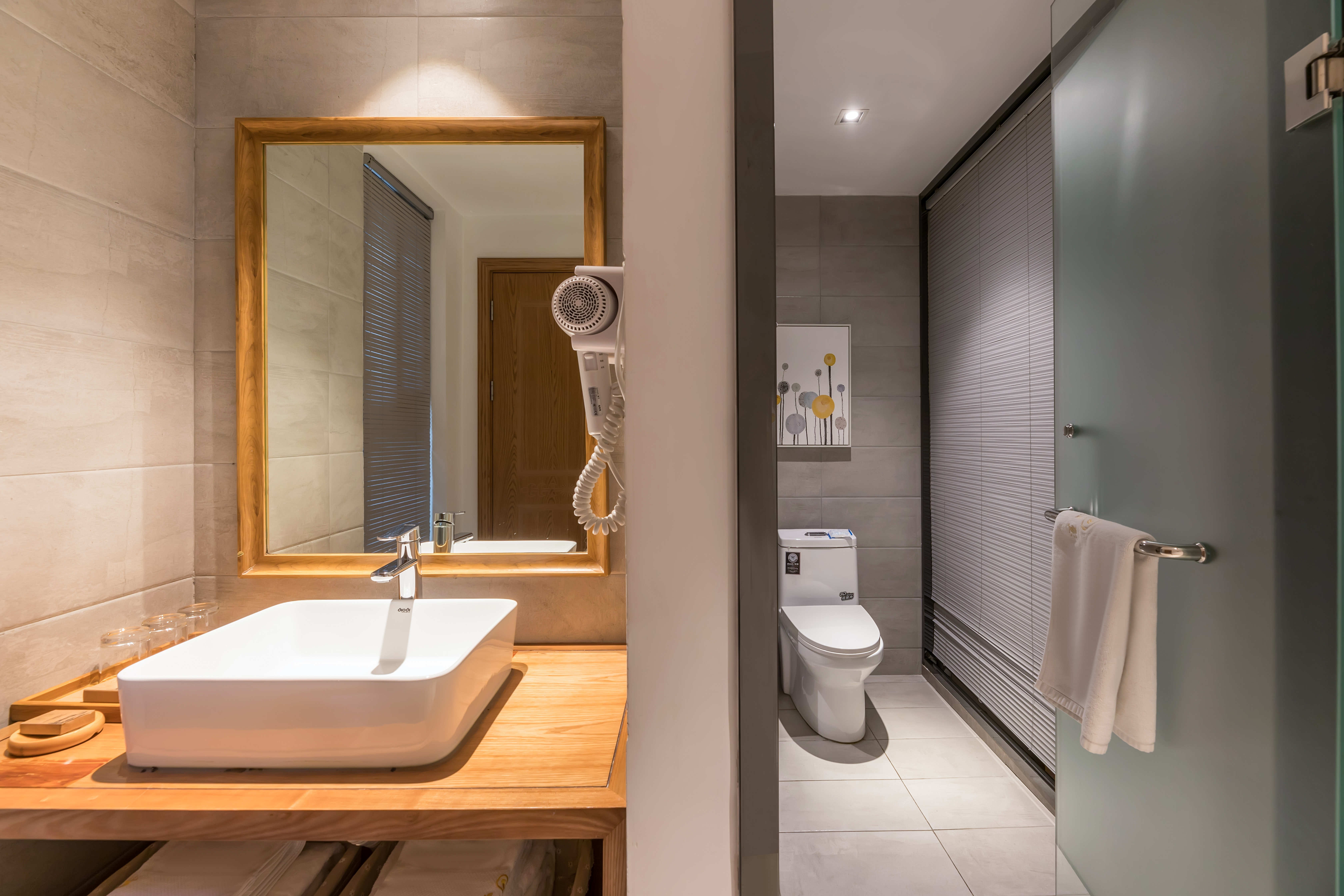 童沫苏风·亲子家庭房（徕芬吹风机+高清电视）