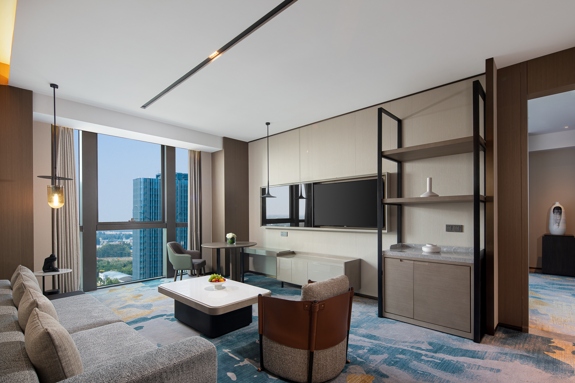 豪华套房（繁华街景+落地窗+AccaKappa洗护）