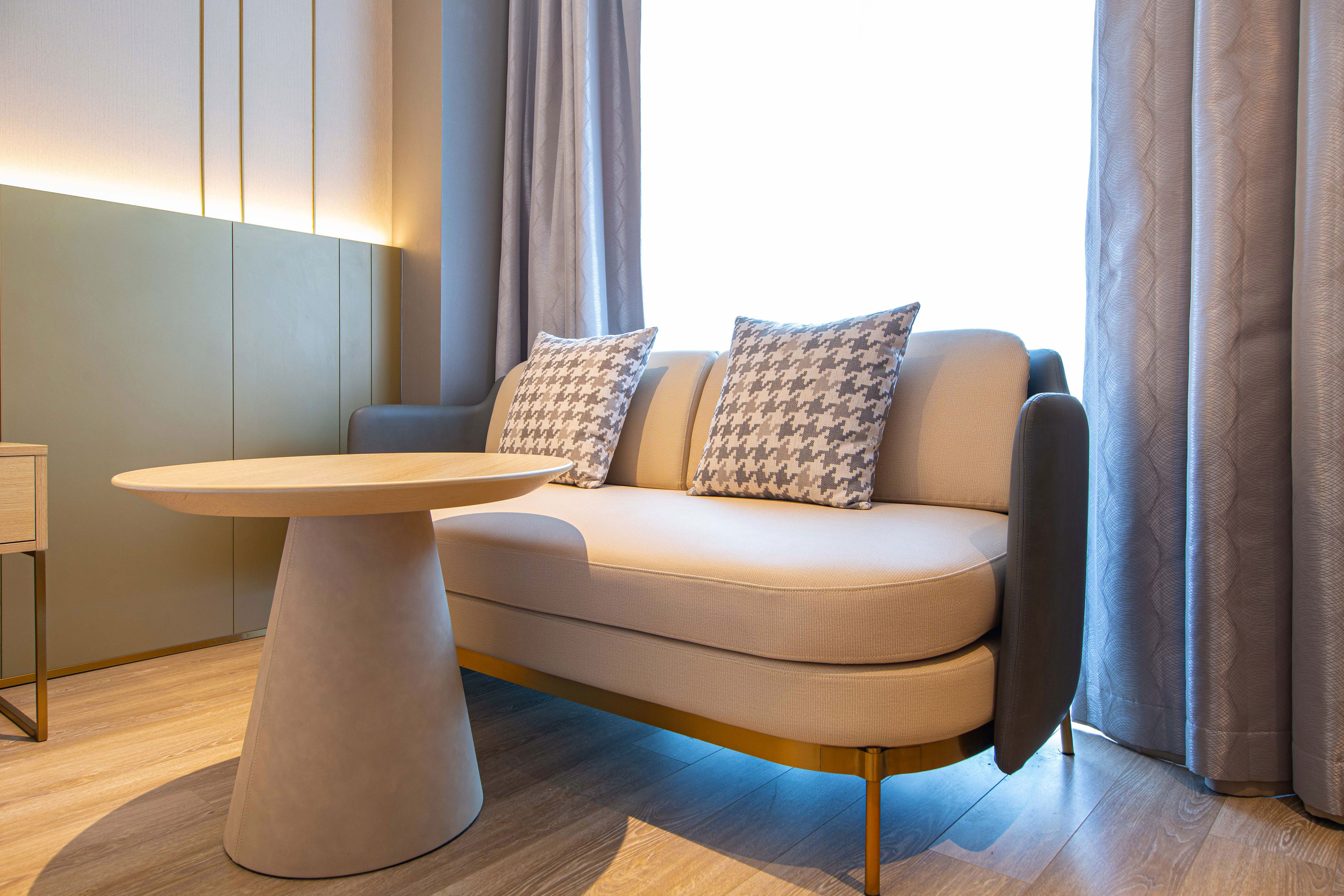 月若流金景观大床房（65寸投屏|观滇落日|冰箱加湿器）