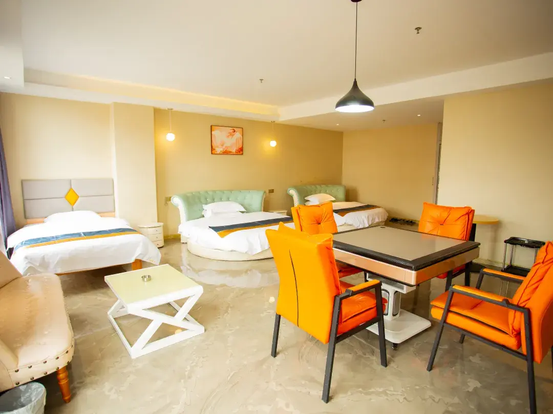 Pincheng Hotel - Móng Cái