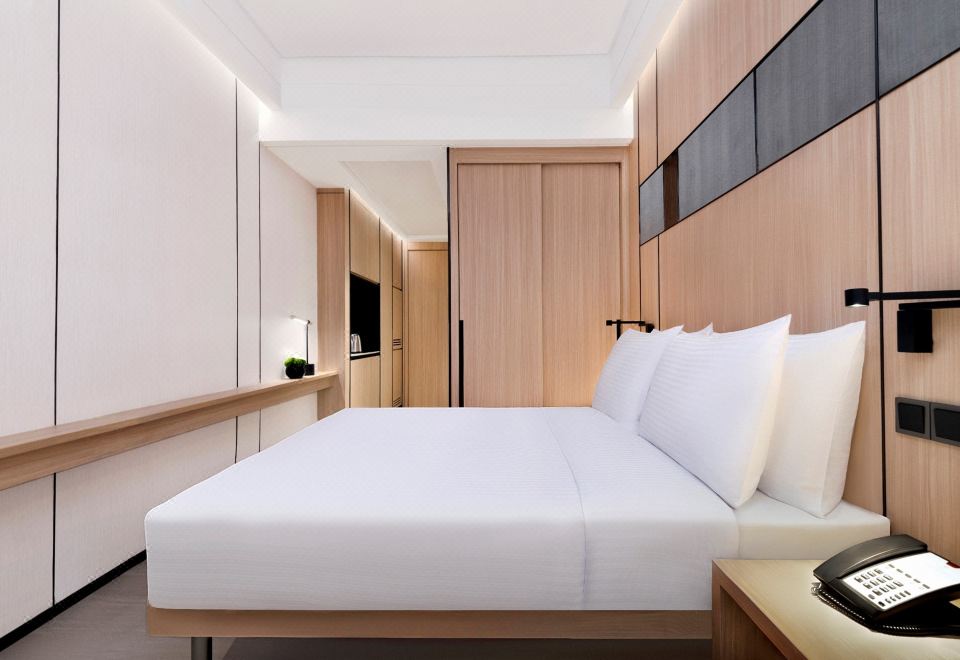 Harbour Plaza Metropolitan ShanghaiSuperior Queen Room