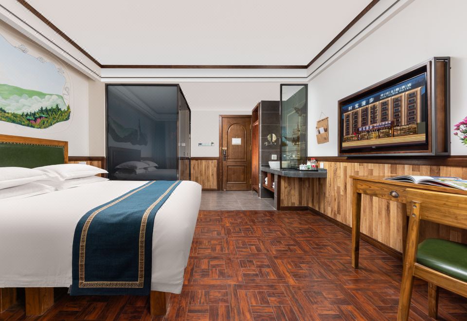 Deluxe Room (Double bed)