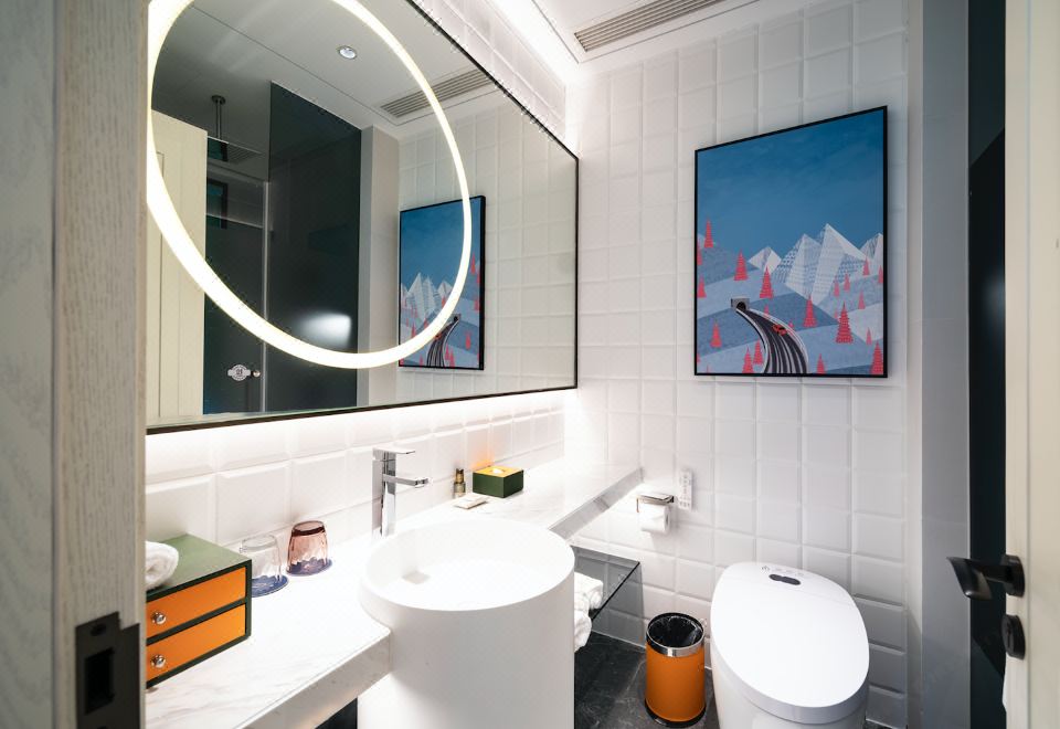Conny's Home Three-Bedroom Duplex Townhouse
