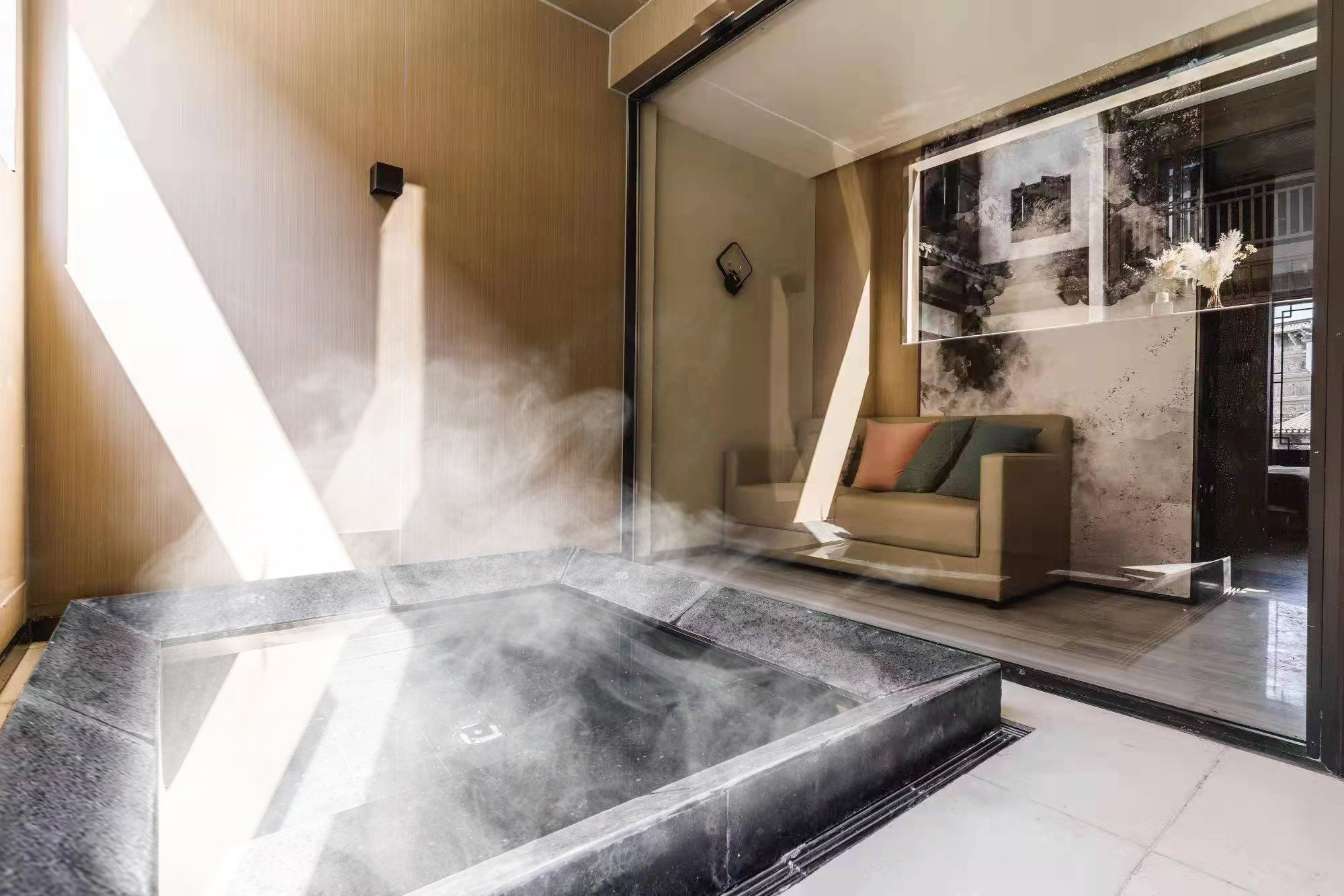 河景庭院恒温私汤大床房