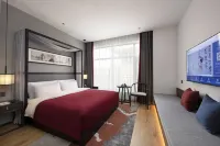 QIANNA HOTEL(Fugou High-Speed Rail South Station Artificial Lake)
