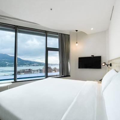 豪華雙人房(河景) 雀客快捷新北淡水優惠