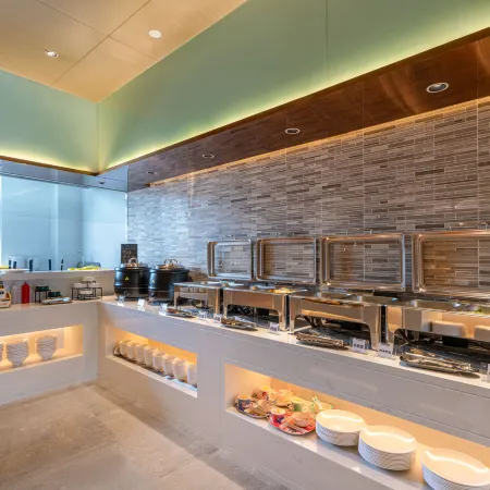 Lavande Hotel (Huzhou Deqing) Отели в г. Дэцин