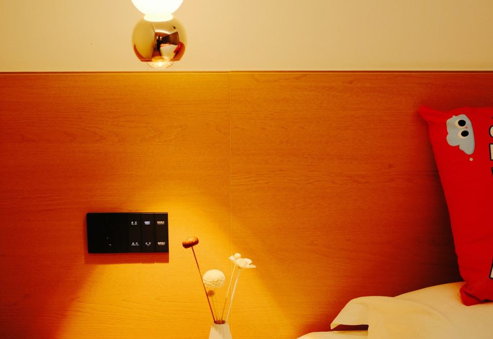 亲子家庭房（落地窗.梦幻投影.智能马桶）