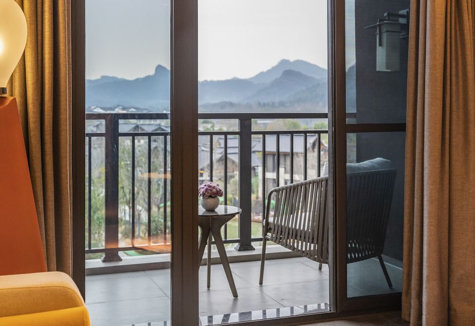 HALOYON VILLA WUYIDuplex Family Friendly Room