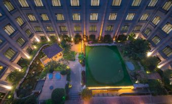Zhaoqing International Hotel (Qixingyan Xinghu Scenic Area Branch)