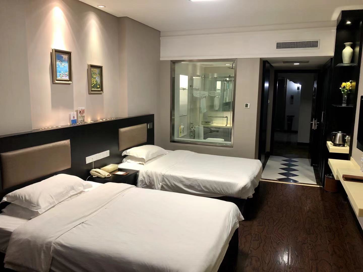 Qingdao Garden Hotel怡宾楼标准间