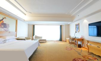 Vienna International Hotel (Huizhou Binhai Park Shop)