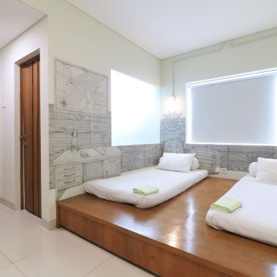 Standard Twin Room Locus Rooms Promo Code