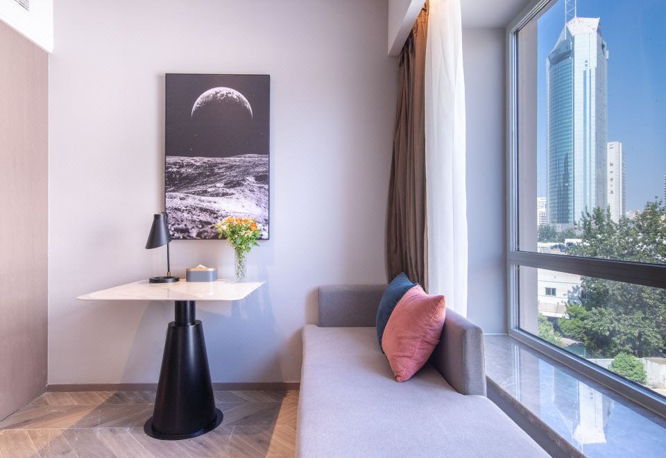 Atour S Hotel, Hisense Plaza, Qingdao Olympic Sailing CenterJi Mu Double Bed Room (Mini Fridge +Leifen Hair Dryer + Projection + Deep Sleep Pillow Pro)