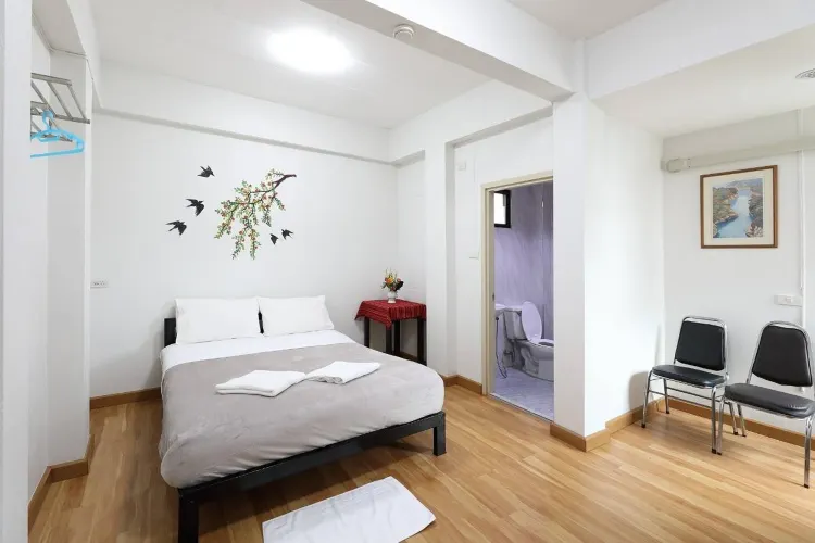 ห้องมาตรฐาน เตียงใหญ่
