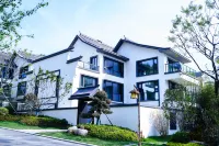 Lujiang Qingxidu B&B (Hefei bathing pool Hot Spring Tourist Resort)