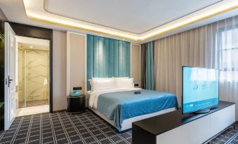 Xana Deluxe Hotel (Shenzhen International Trade metro station store)