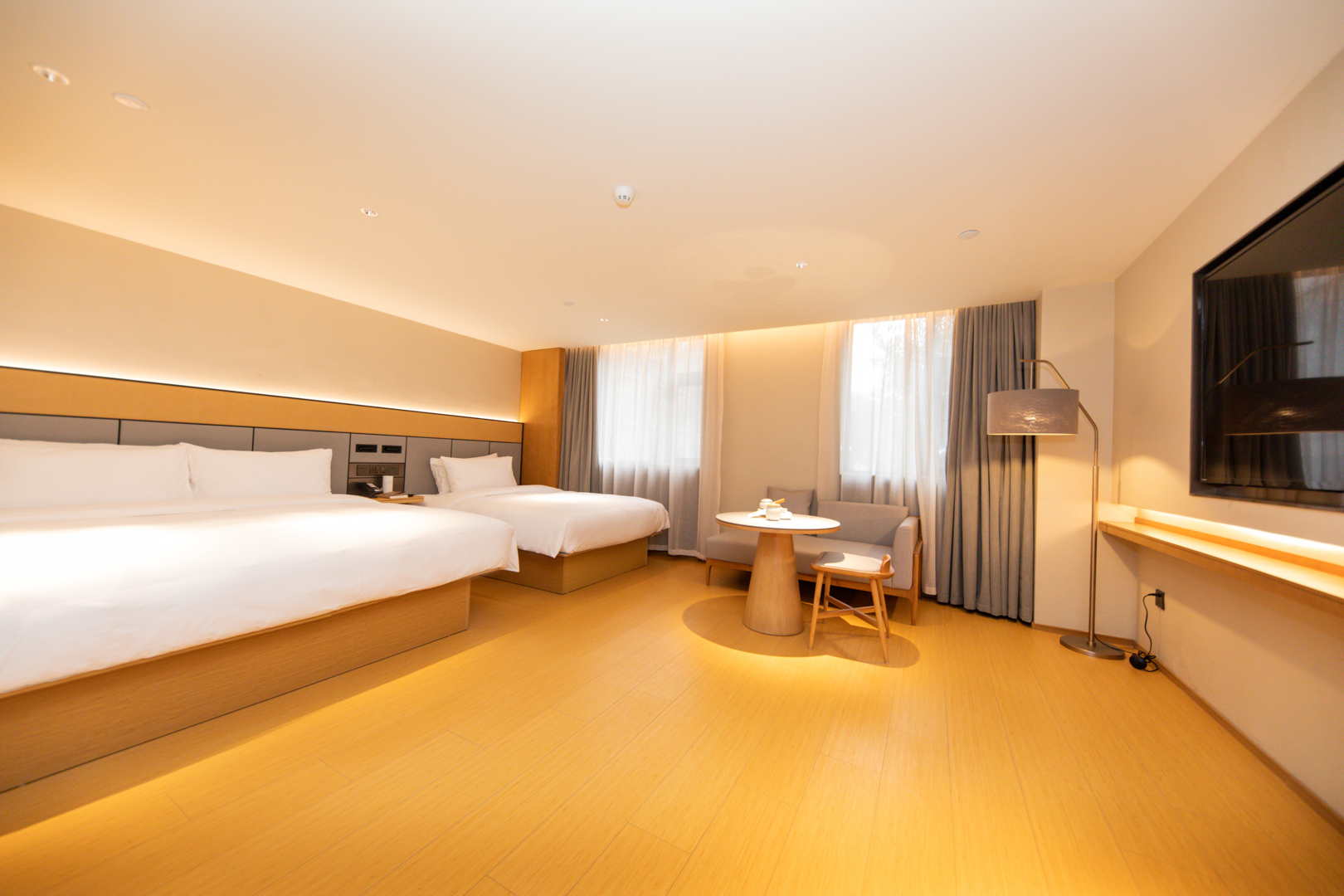 家庭房【加湿器｜护脊床垫】