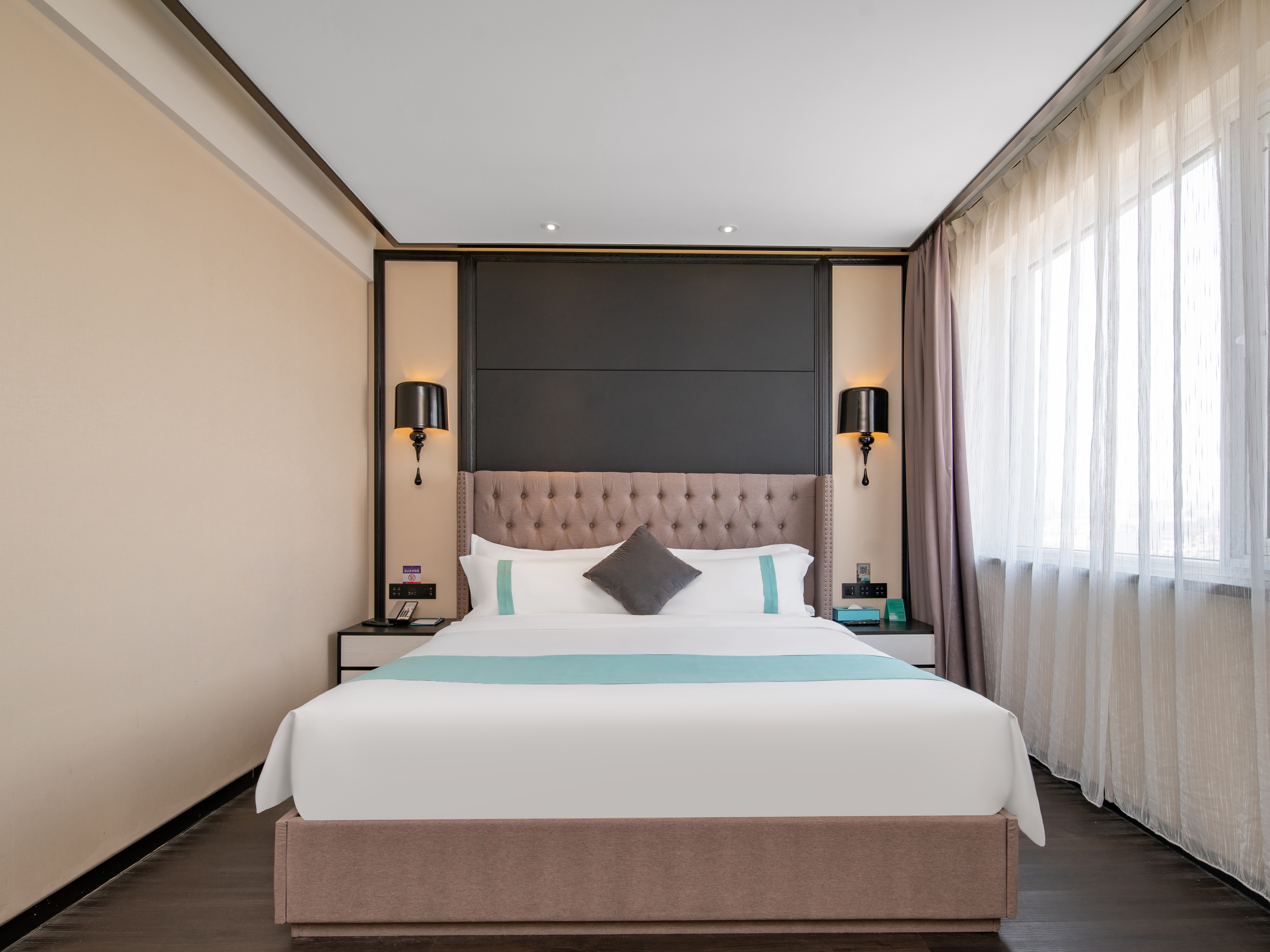 玲珑大床房（智能客控）