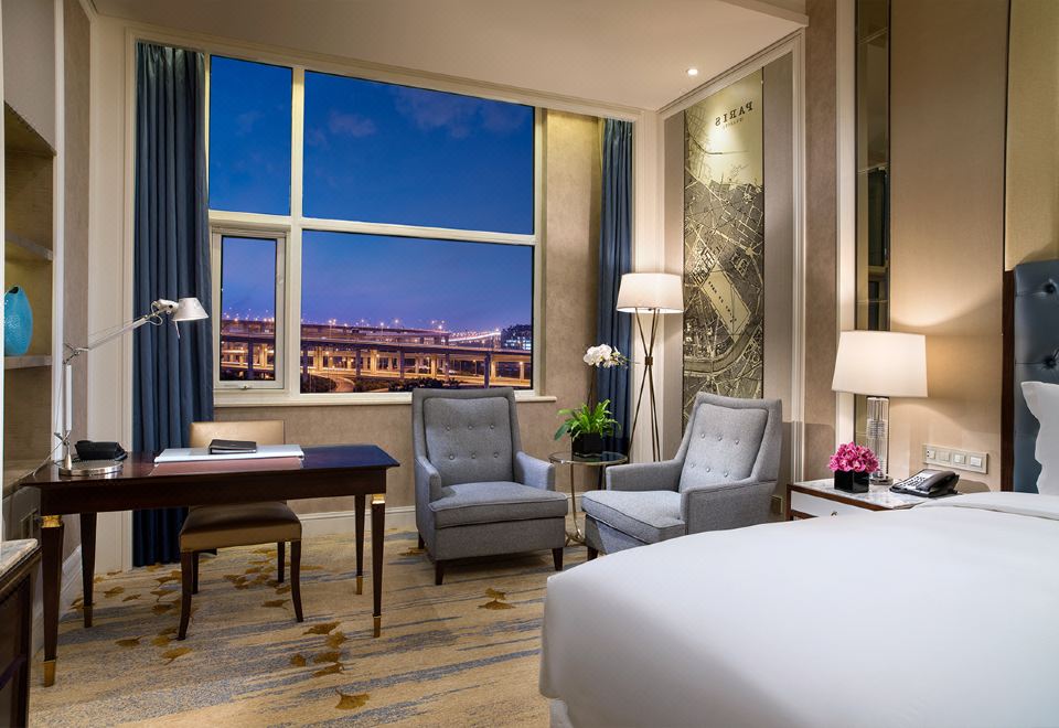 Sofitel Shanghai HongqiaoSuperior King Room