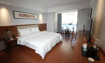 Fengqiu Guest House